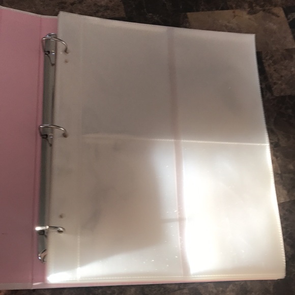 Pink and white baby girl photo album. Holds 200 4x6 photos. - Picture 7 of 9